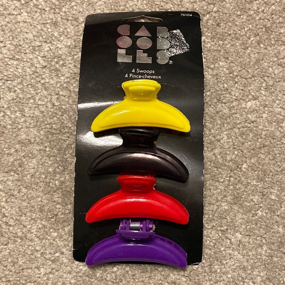 Caboodles swoops hair clips